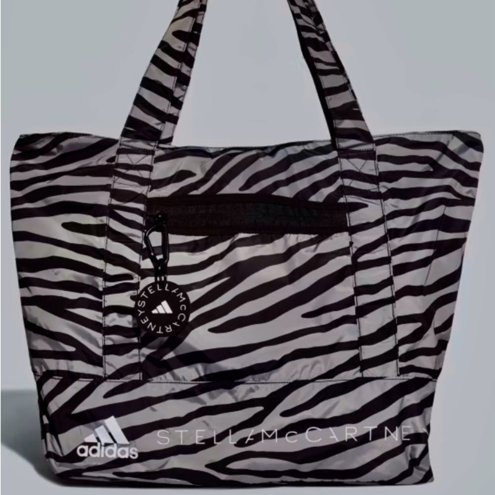 🔥SOLD!!!🔥NWT ADIDAS BY STELLA MCCARTNEY TOTE BAG